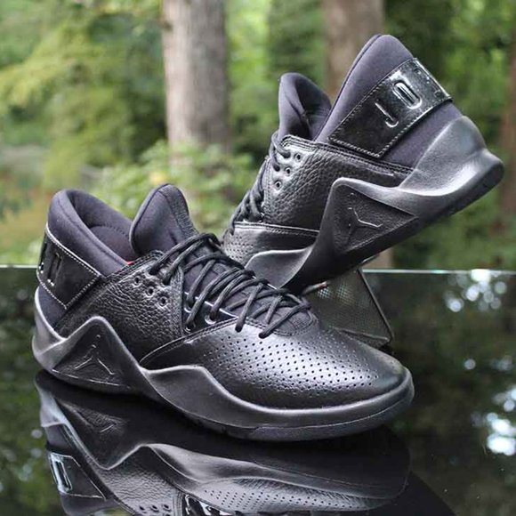 Jordan Flight Fresh Premium Triple Black Men’s Size 8